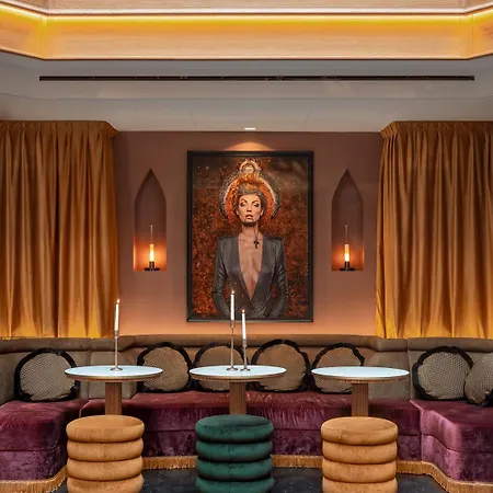 Отель Boudoir Des Muses 4*